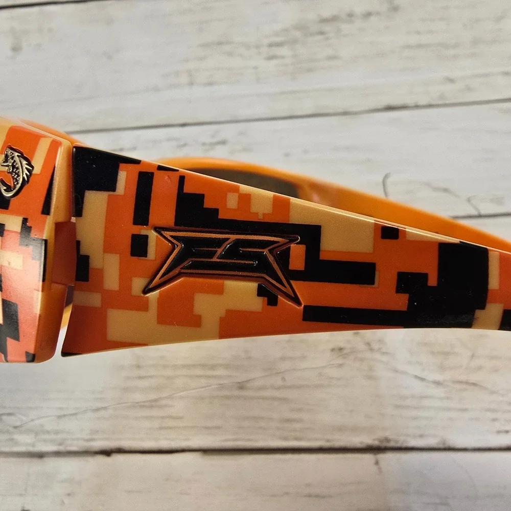 Fletcher‎ Shryock Renegade Pro Sunglasses Orange Digital Camo Polarized UV400